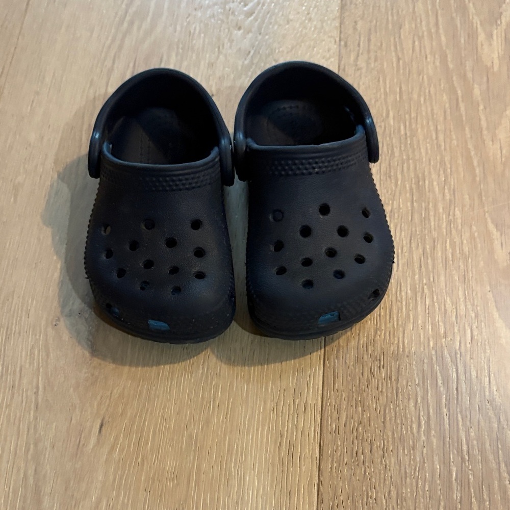 CROCS Kids Navy clogs